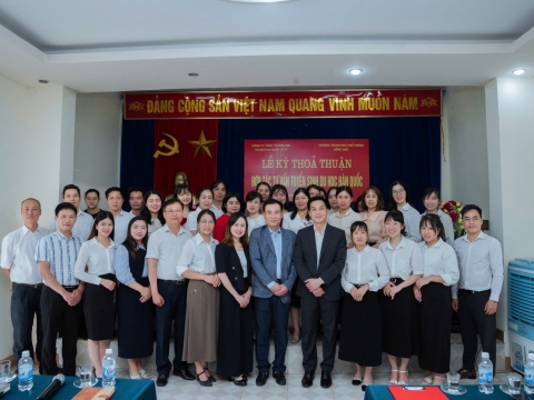 CTY DU HỌC HÀN QUỐC T&T tiếp tục ký kết bản hợp tác tuyển sinh DU HỌC HÀN QUỐC cùng trường THPT Hồng Đức