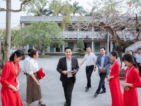 CTY DU HỌC HÀN QUỐC T&T tiếp tục ký kết bản hợp tác tuyển sinh DU HỌC HÀN QUỐC cùng trường THPT Hồng Đức