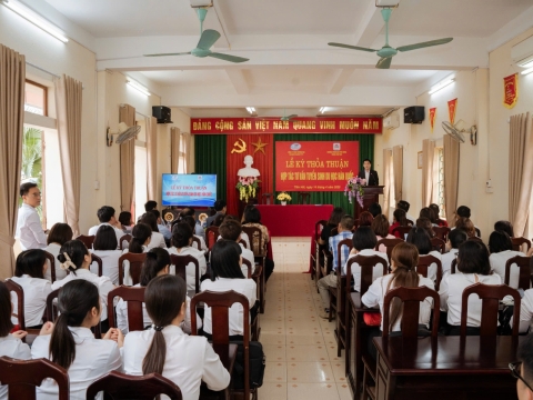 CTY DU HỌC HÀN QUỐC T&T và Trường THPT Hoàng Văn Thái đã tổ chức thành công lễ ký kết hợp tác tuyển sinh DU HỌC HÀN QUỐC