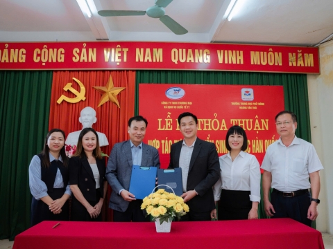 CTY DU HỌC HÀN QUỐC T&T và Trường THPT Hoàng Văn Thái đã tổ chức thành công lễ ký kết hợp tác tuyển sinh DU HỌC HÀN QUỐC