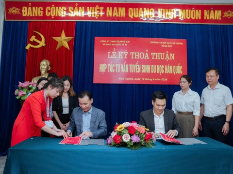CTY DU HỌC HÀN QUỐC T&T tiếp tục ký kết bản hợp tác tuyển sinh DU HỌC HÀN QUỐC cùng trường THPT Hồng Đức