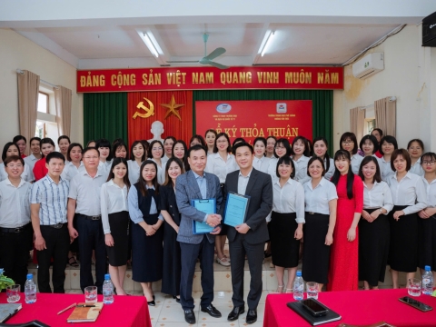 CTY DU HỌC HÀN QUỐC T&T và Trường THPT Hoàng Văn Thái đã tổ chức thành công lễ ký kết hợp tác tuyển sinh DU HỌC HÀN QUỐC