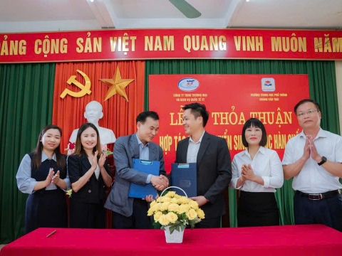 CTY DU HỌC HÀN QUỐC T&T và Trường THPT Hoàng Văn Thái đã tổ chức thành công lễ ký kết hợp tác tuyển sinh DU HỌC HÀN QUỐC