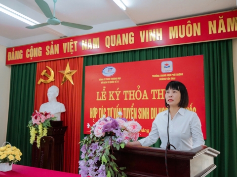 CTY DU HỌC HÀN QUỐC T&T và Trường THPT Hoàng Văn Thái đã tổ chức thành công lễ ký kết hợp tác tuyển sinh DU HỌC HÀN QUỐC