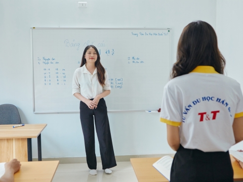 LỚP HỌC TIẾNG HÀN CỦA VIỆT HÀN