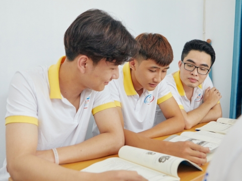 LỚP HỌC TIẾNG HÀN CỦA VIỆT HÀN