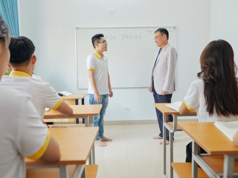 LỚP HỌC TIẾNG HÀN CỦA VIỆT HÀN