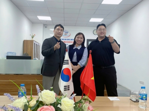 ĐÓN TRƯỜNG SEOJEONG 