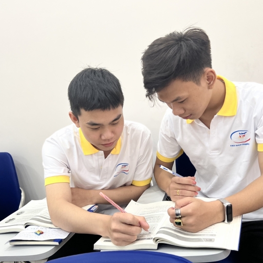 LỚP HỌC TIẾNG HÀN SƠ CẤP 2 CỦA VIỆT HÀN